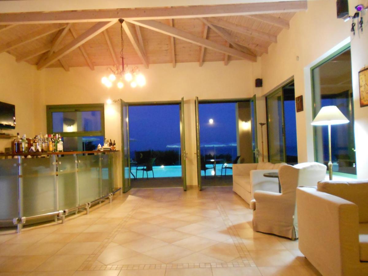 Livadaki Village Hotel Skala  Buitenkant foto