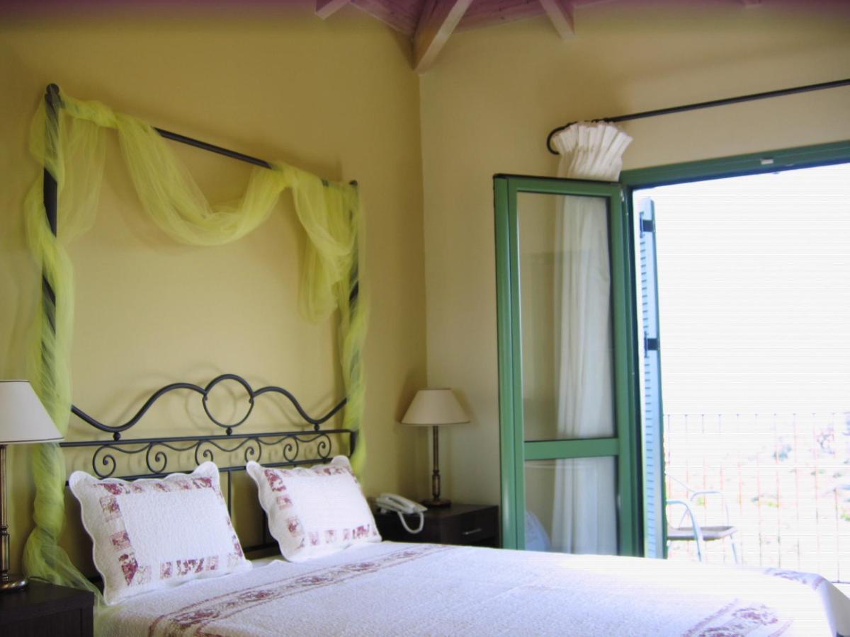 Livadaki Village Hotel Skala  Buitenkant foto