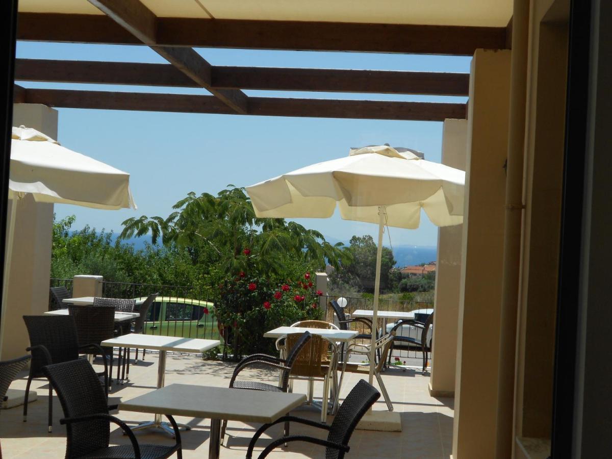Livadaki Village Hotel Skala  Buitenkant foto