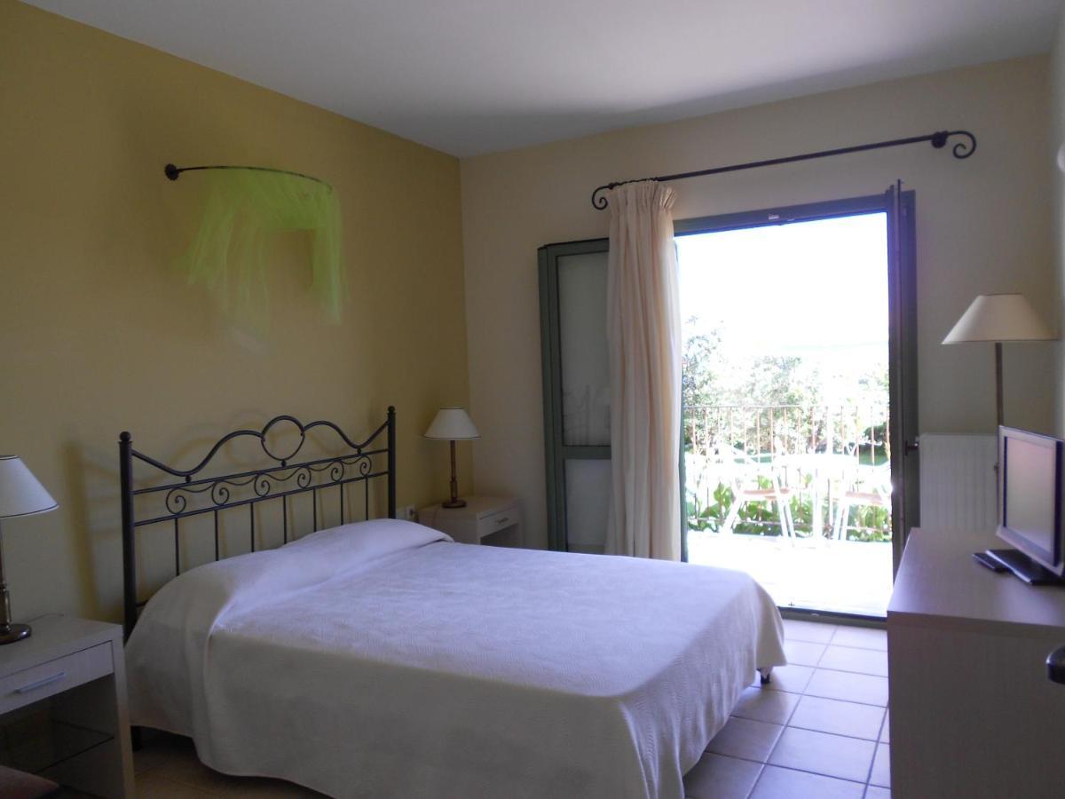 Livadaki Village Hotel Skala  Buitenkant foto